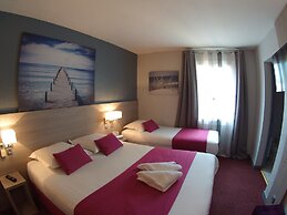 Atoll Hotel
