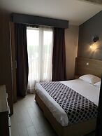 Atoll Hotel