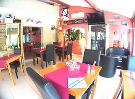 Atoll Hotel