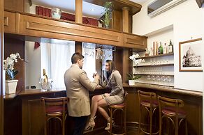 38 Viminale Street Deluxe