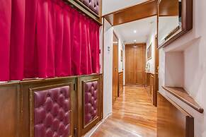 38 Viminale Street Deluxe