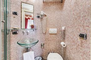 38 Viminale Street Deluxe