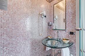 38 Viminale Street Deluxe