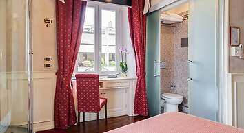 38 Viminale Street Deluxe