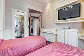 38 Viminale Street Deluxe