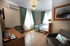 Agora Boutique Hotel & Bistro