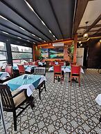 Agora Boutique Hotel & Bistro