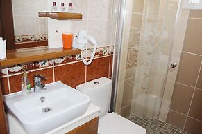 Agora Boutique Hotel & Bistro