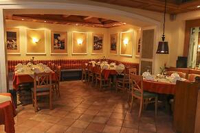 Alpenhotel Tauernstüberl