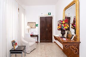 Ca' Foscolo Residence