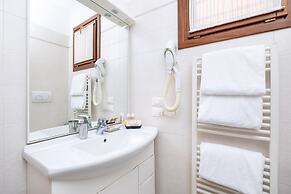 Ca' Foscolo Residence