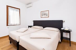 Ca' Foscolo Residence