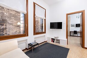 Ca' Foscolo Residence