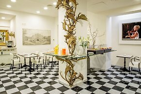 Arcom Palace
