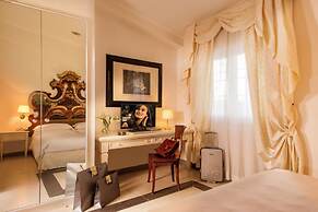 Arcom Palace