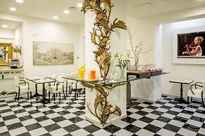 Arcom Palace