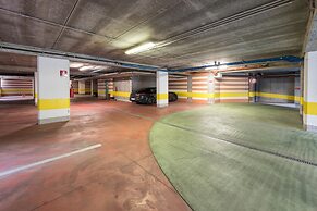 West Point Airport Hotel