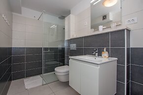 Garden Apartment Hotel