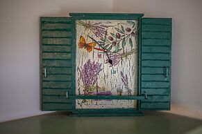 Garden Apartment Hotel