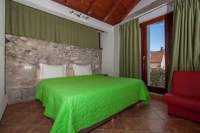 Garden Apartment Hotel