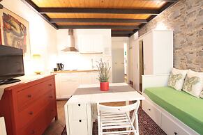 Amenano B&B & Apartments