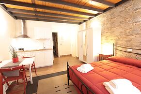 Amenano B&B & Apartments