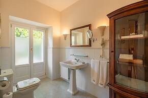 Hotel La Fuente de la Higuera