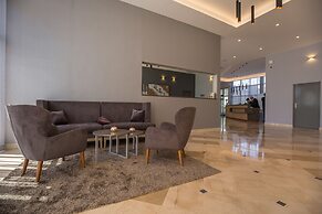 Arena Hotel Holiday