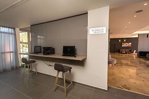 Arena Hotel Holiday