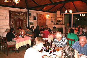 Hotel Hal - Tur