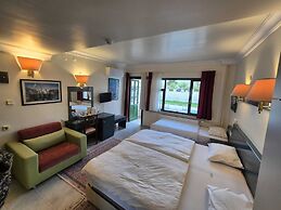 Hotel Hal - Tur