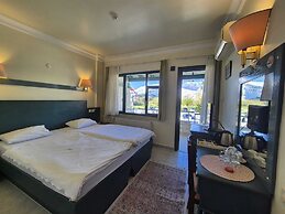 Hotel Hal - Tur