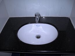 Kowloon YOUTH Village Tsim Sha Tsui