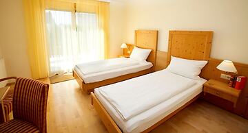 Airport-Hotel Fortuna