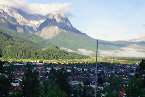 Hotel & Gasthof Fraundorfer