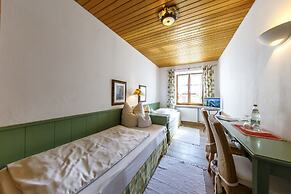 Hotel & Gasthof Fraundorfer