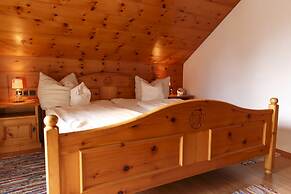 Hotel & Gasthof Fraundorfer