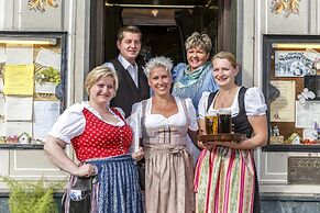 Hotel & Gasthof Fraundorfer