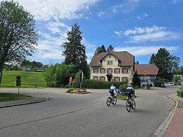 Hotel zum Kreuz St Peter