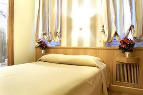 Domus Cavour Guest house