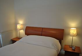 Dreamhouse Holyrood Apartments