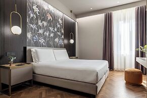 Aramis Deluxe Rooms