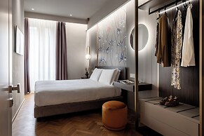 Aramis Deluxe Rooms