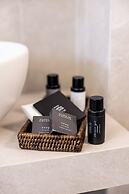 Aramis Deluxe Rooms