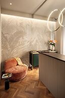 Aramis Deluxe Rooms