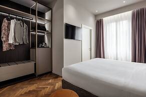 Aramis Deluxe Rooms