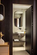 Aramis Deluxe Rooms