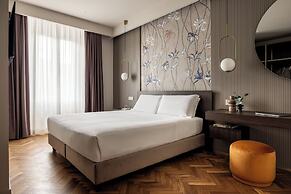 Aramis Deluxe Rooms