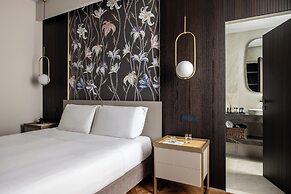 Aramis Deluxe Rooms
