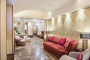 Solo Experience Hotel